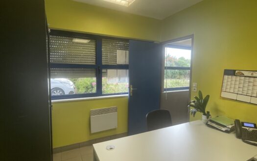 Référence 421 – Bureaux