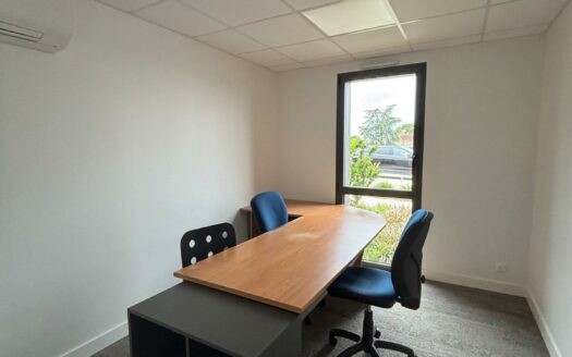 Référence 2382 – Bureaux