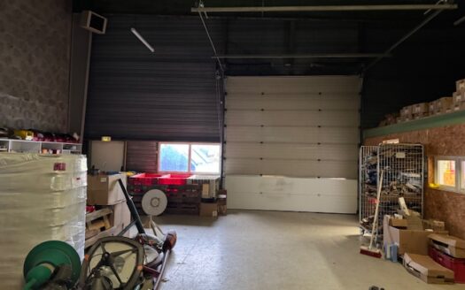 Référence 2431 – Bâtiment Artisanal