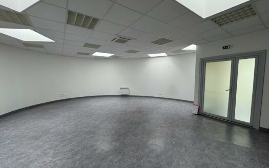 Référence 2456 – Local Professionnel