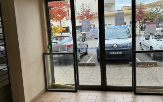 Référence 2453 – Local Professionnel