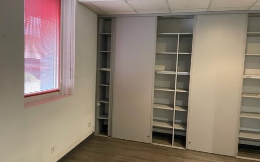 Référence 2458 – Local Professionnel