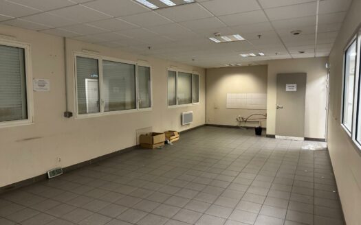 Référence 533 – Bâtiment industriel