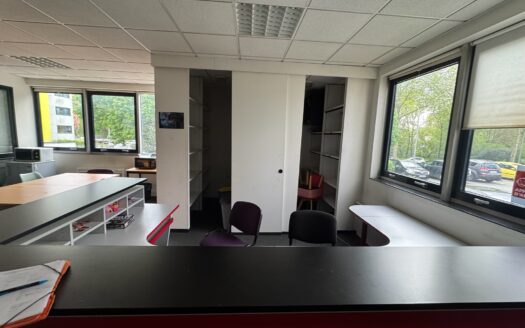 Référence 2498 – Local Professionnel