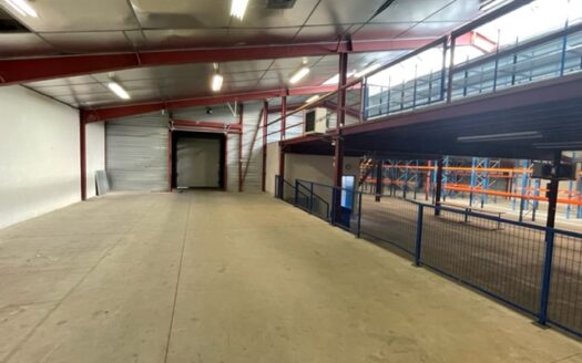 Référence 2499 – Bâtiment artisanal