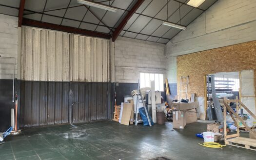 Référence 2 186 – Bâtiment Artisanal