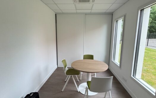 Référence 2509 – Bâtiment Professionnel