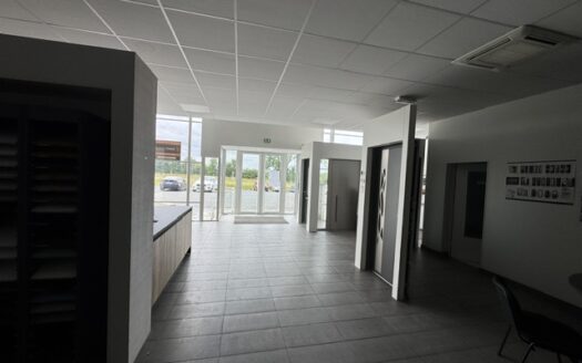 Référence 2514 – Local Commercial